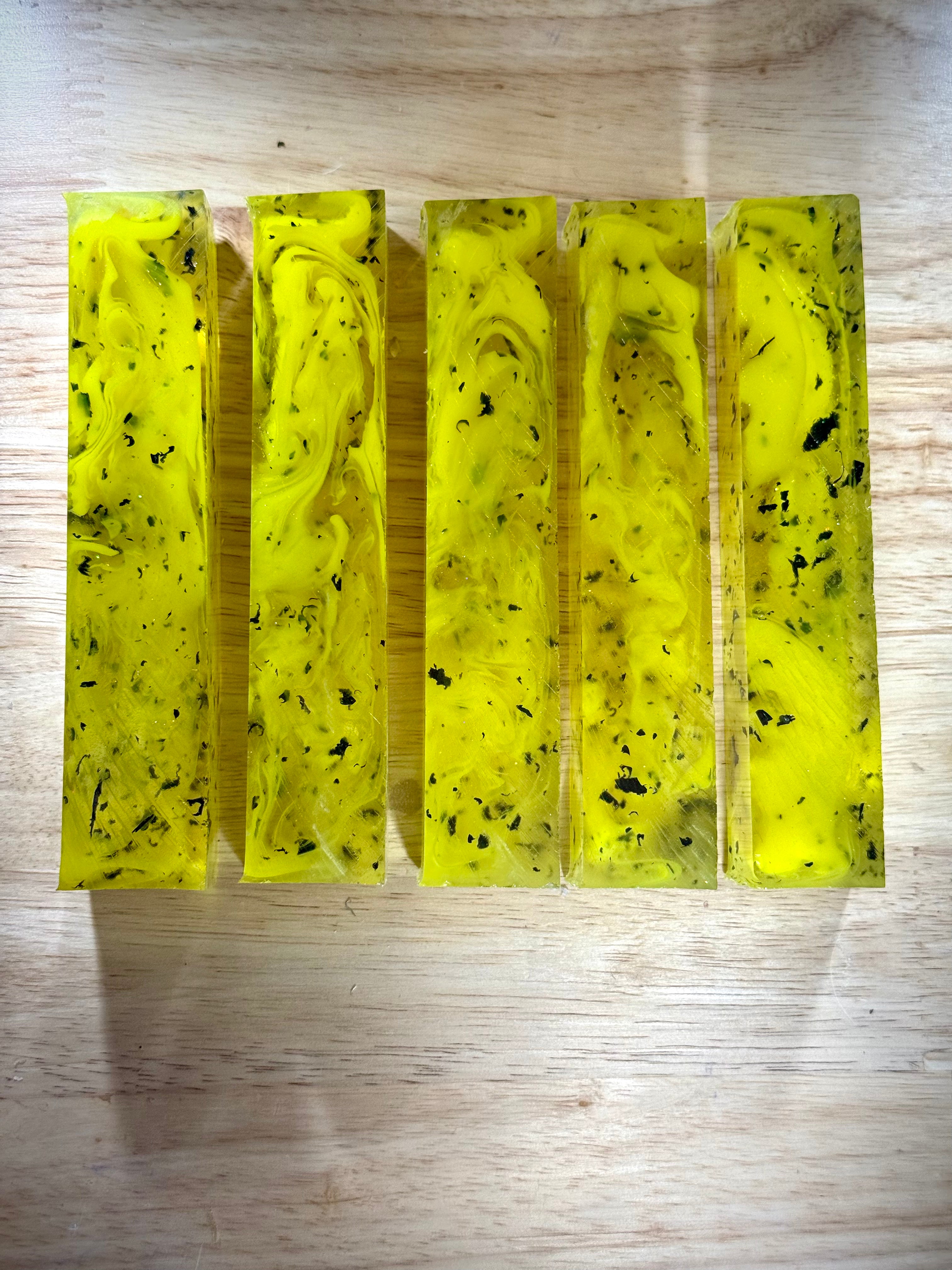 Raven Wings - Yellow