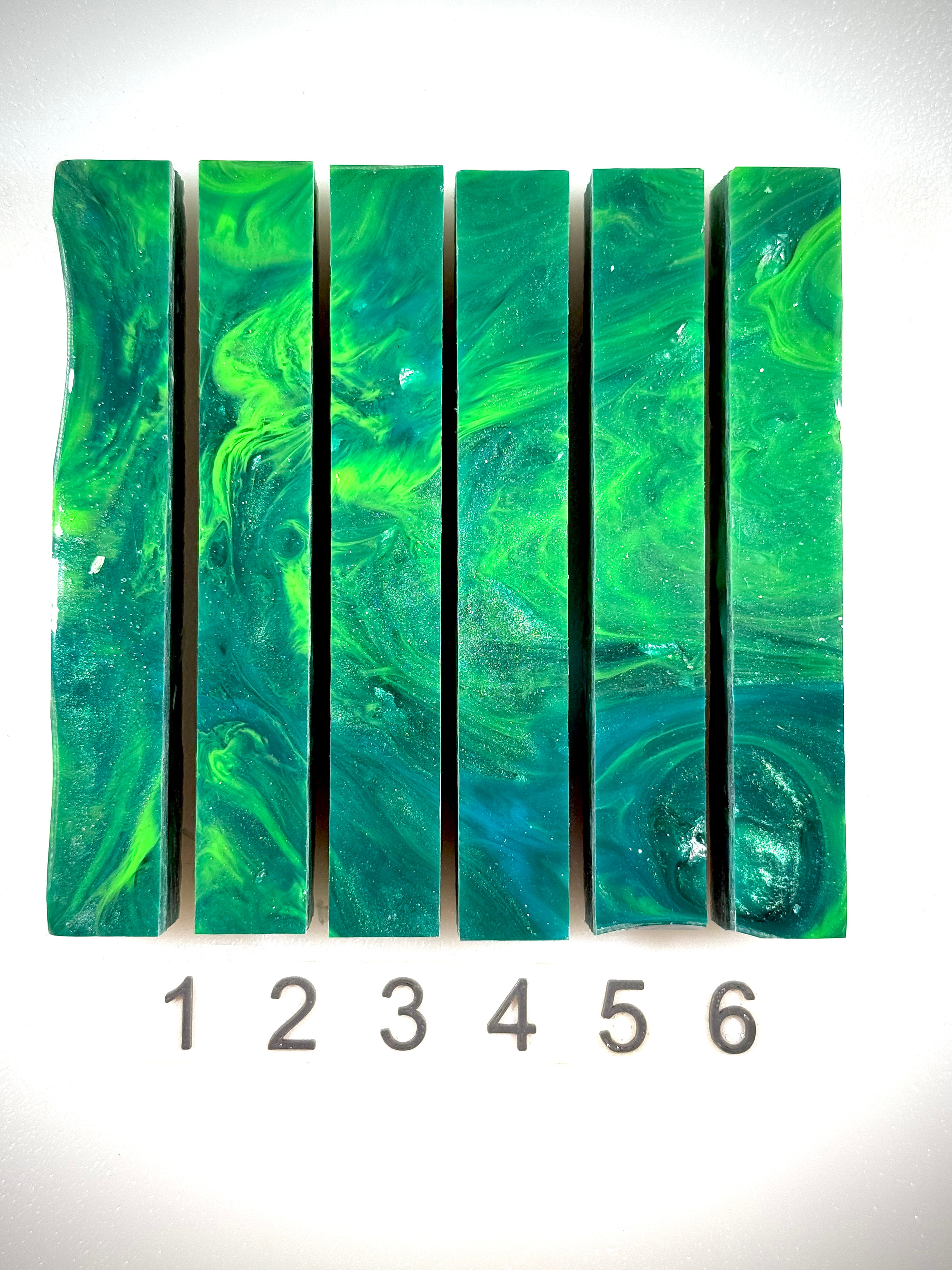 Argent Ivy