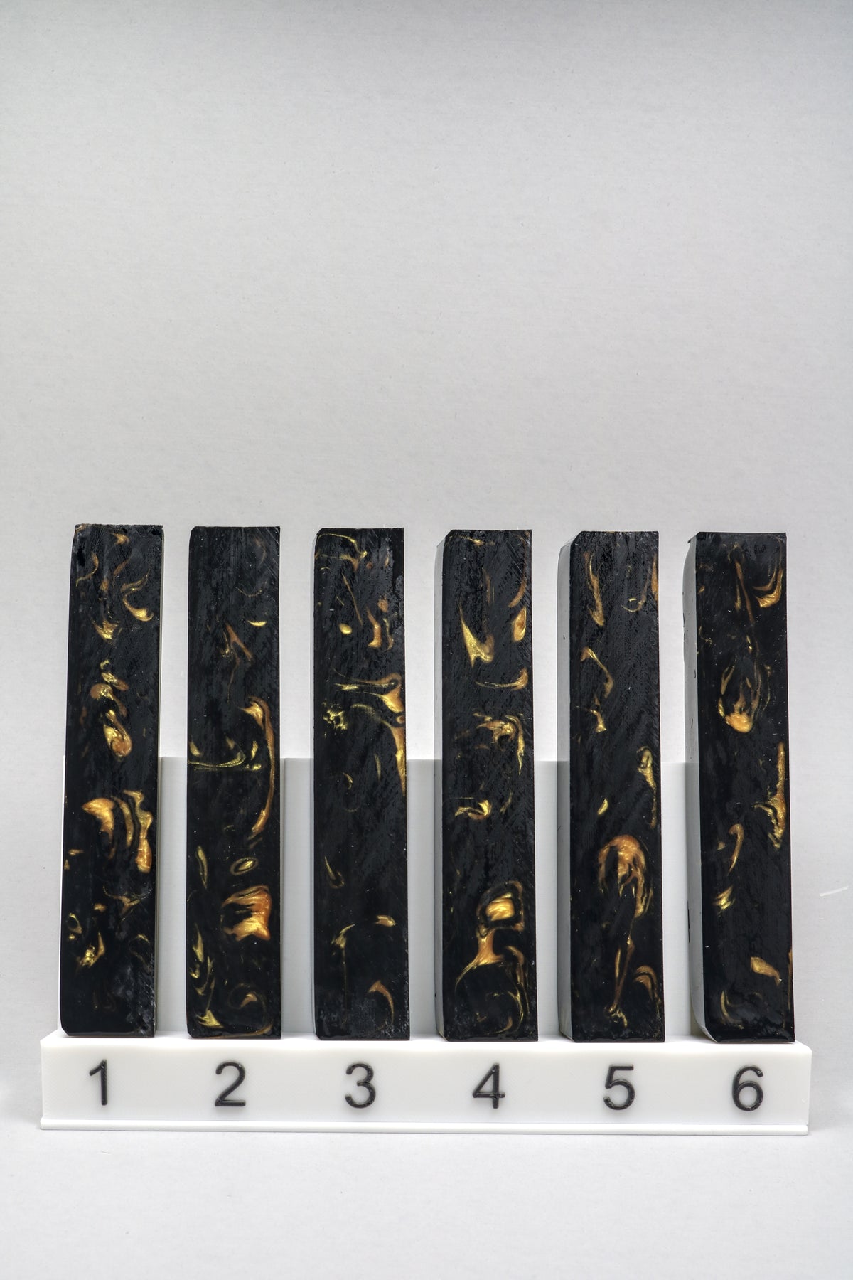 Gilt & Onyx 1.0